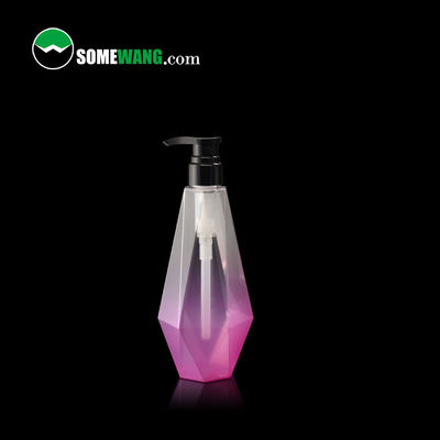 300ml/500ml/750ml注文PETG斜方形シリンダーびんはシャンプーのために置く