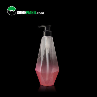 300ml/500ml/750ml注文PETG斜方形シリンダーびんはシャンプーのために置く